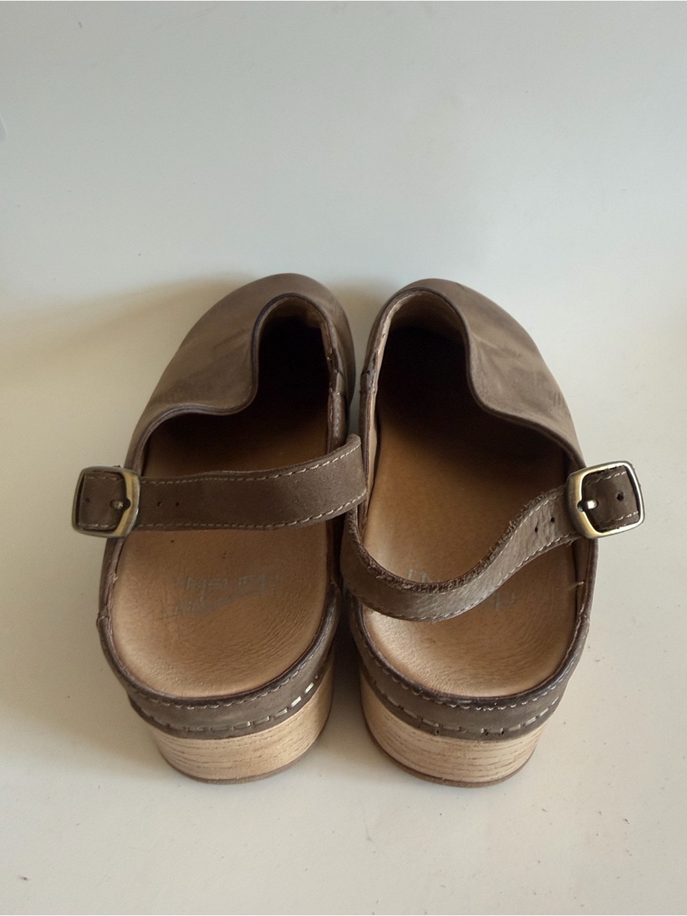 Dansko Berry Convertible Slip-on Slingback Nubuck Leather Clogs size 40 EU - Picture 5 of 11